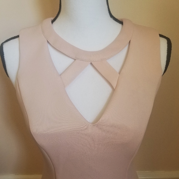 GUC Guess bodycon light pink dress size 8 - Picture 3 of 11
